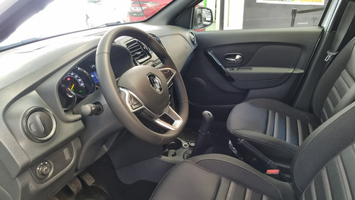 Renault Logan 1.6 16v Intense 2025