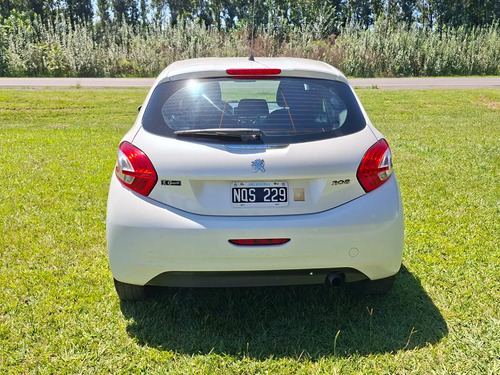 Peugeot 208 ALLURE 1.5 N TOUCHSCREEN 2014