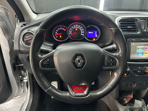 Renault Sandero 2.0 16V RS L16 2016