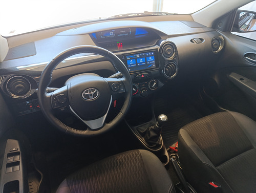 Toyota Etios 1.5 Xls Mt 2023
