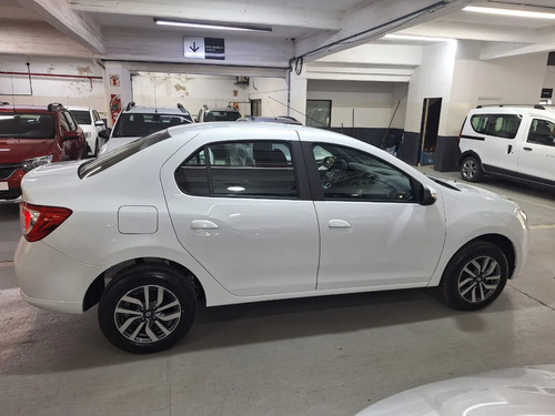 Renault Logan 1.6 16v Intense 2026