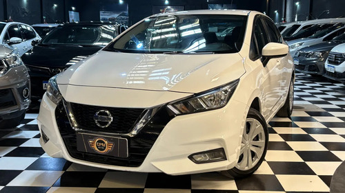 Nissan Versa 1.6 Sense Mt 2022