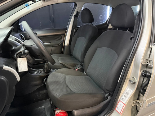 Peugeot 207 COMPACT 1.4 HDI 5 P.XSALLURE 2012