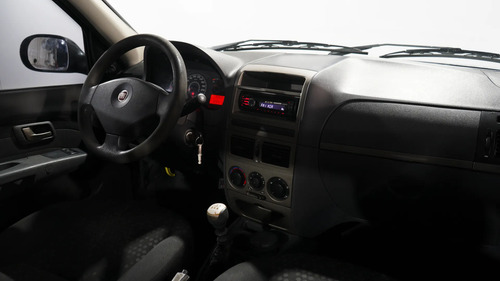 Fiat Siena ATTRACTIVE 2012