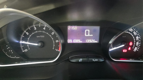 Peugeot 208 1.6 FELINE L16 2017