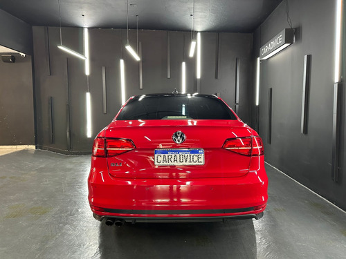 Volkswagen Vento 2.0 T SI GLI NAV DSG L16 2017