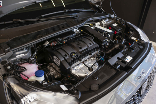 Peugeot 208 1.6 Allure 2025