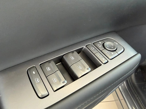 Chevrolet Captiva phev 1.5 Phev Premier 2026