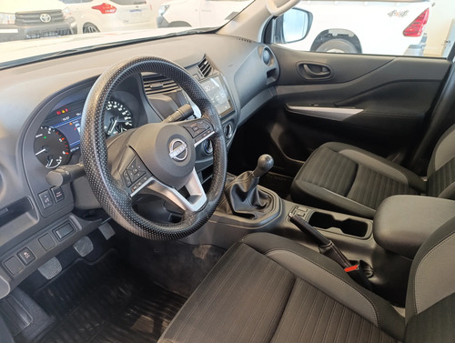 Nissan Frontier 2.3t S 4x2 Mt L22 2023