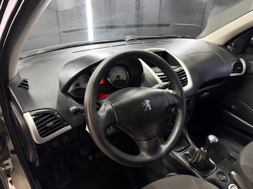 Peugeot 207 COMPACT 1.4 HDI 5 P.XSALLURE 2012