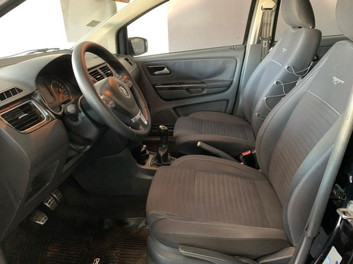 Volkswagen CrossFox 1.6 Highline 2010