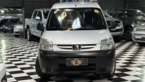 Peugeot Partner 1.6 Hdi Confort 2021