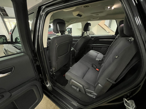Dodge Journey 2.4 Sxt Atx Techo 3filas 2011
