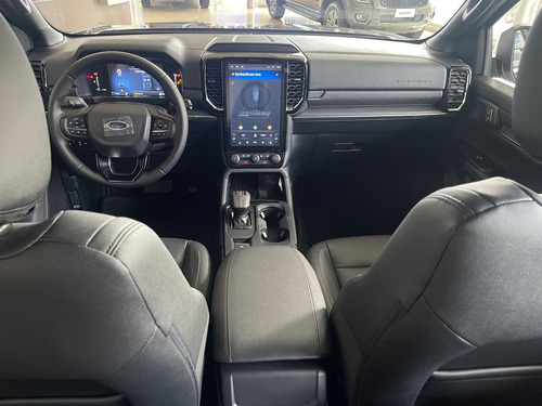 Ford Everest 2.3 Gtdi Ecoboost Titanium 4X4 At 2025