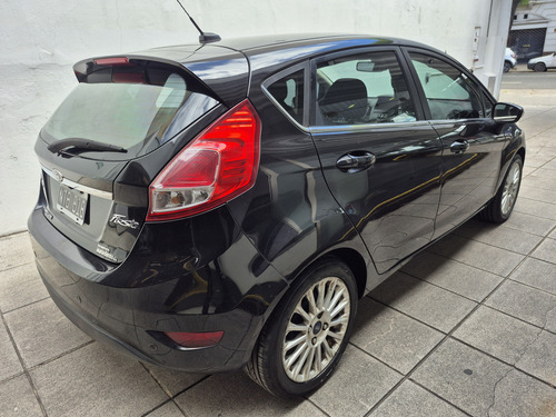 Ford Fiesta Kinetic 1.6 Titanium Powershift 120cv 2014