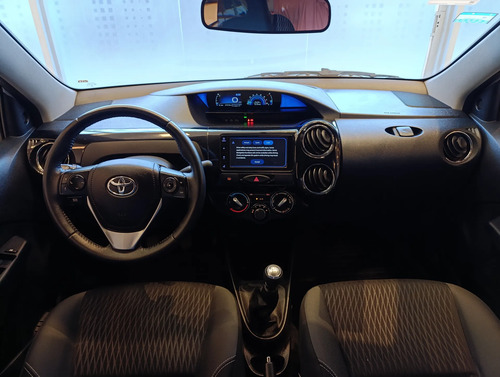 Toyota Etios 1.5 Sedan Xls 2023