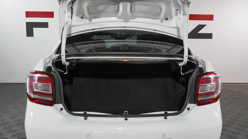 Renault Logan 1.6 16v Zen 2024