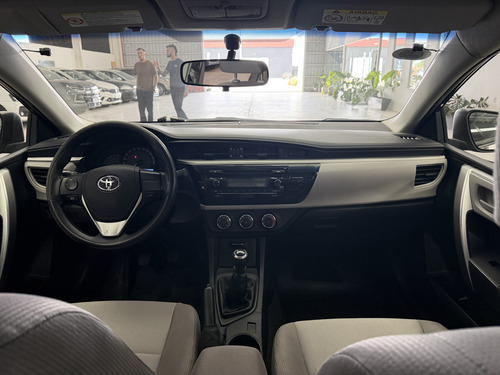 Toyota Corolla 1.8 Xli Mt 140cv 2015
