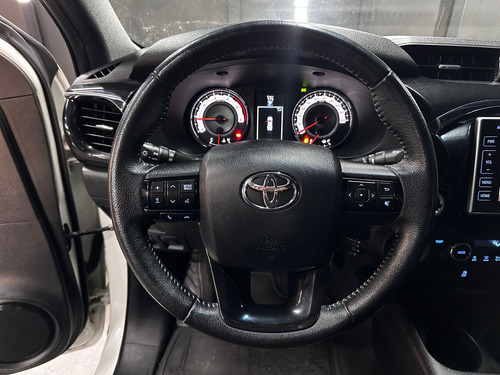 Toyota Hilux 2.8 TDI 4X2 DC SRX AT6 L16 2019