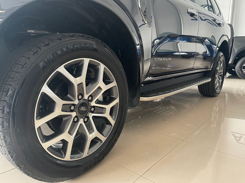 Ford Everest 2.3 Gtdi Ecoboost Titanium 4X4 At 2025