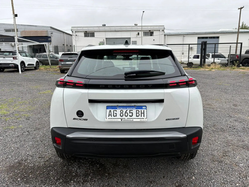 Peugeot 2008 ACTIVE T200 AM24 2024