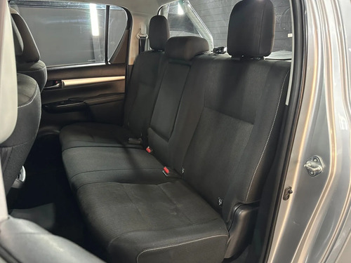 Toyota Hilux 2.8 TDI 4X2 DC SRV L16 2018