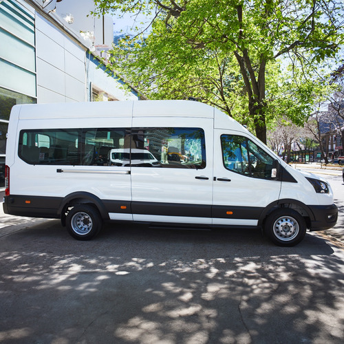 Ford Transit 2.0 Minibus 17+1 460E 2025