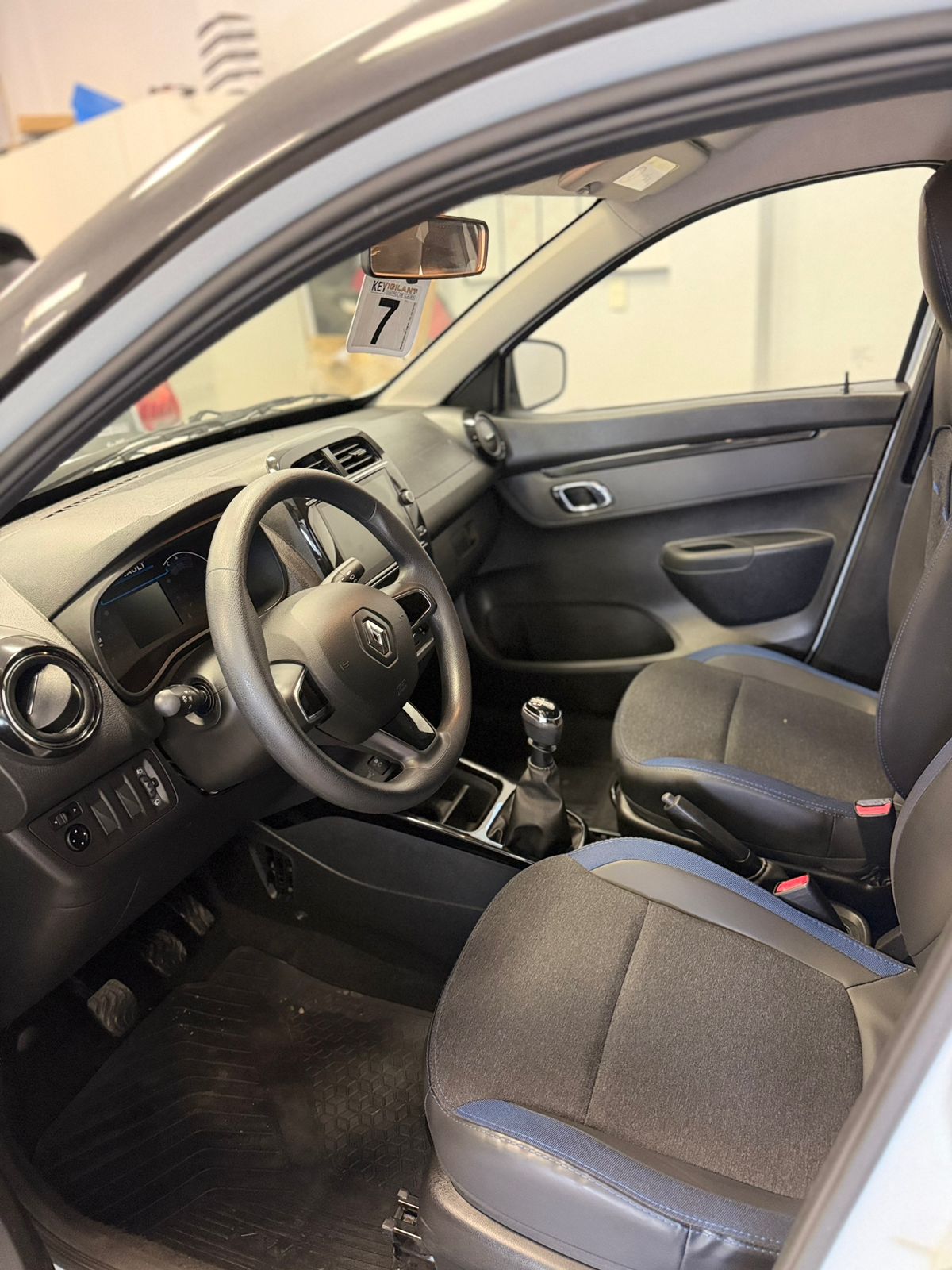 Renault Kwid Iconic Bitono 1.0 2025