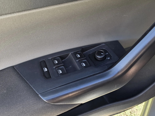 Volkswagen Virtus 1.6 Msi Highline At 2019