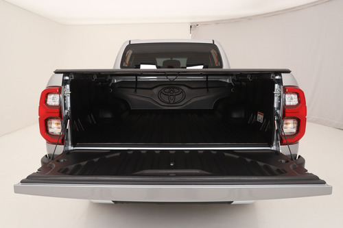 Toyota Hilux Pick-Up 2.8 Cd Srv 204Cv 4X4 At 2025