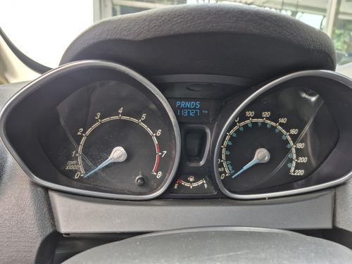 Ford Fiesta Kinetic 1.6 Titanium Powershift 120cv 2014