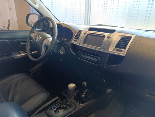 Toyota Hilux Pick-Up 3.0 Cd Srv Cuero 4x4 5at - A4 2015
