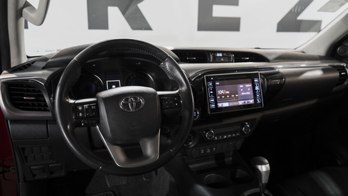 Toyota Hilux Pick-Up 2.8 Cd Srx 177cv 4x4 At 2017