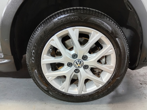 Volkswagen Suran 1.6 Highline L/15 2015