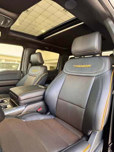 Ford F-150 5.0L V8 Tremor 4X4 At 2026