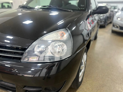 Renault Clio 1.2 Authentique Pack Ii 75cv 2012