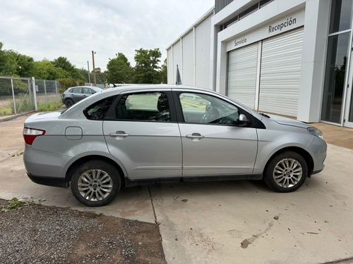 Fiat Grand Siena ATTRACTIVE 1.4 8V 2015