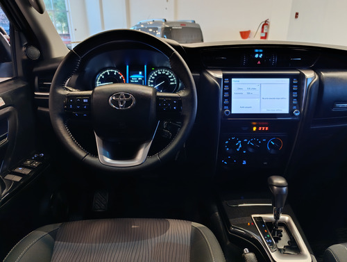 Toyota SW4 2.8 Sr 204Cv 4X4 7As At 2022