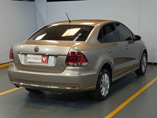 Volkswagen Polo 1.6 Comfortline L/16 2015