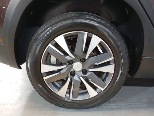 Peugeot 2008 1.6 Feline 2020