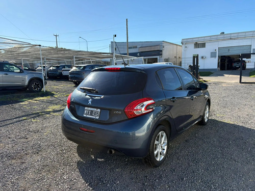 Peugeot 208 ACTIVE 1.5 2013