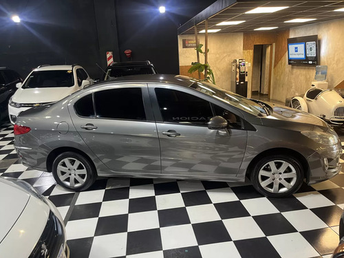 Peugeot 408 1.6 Allure Hdi 115cv 2013