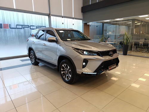 Toyota SW4 2.8 Srx 204Cv 4X4 7As At 2024