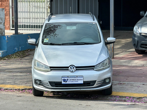 Volkswagen Suran 1.6 Comfortline 101cv 2015