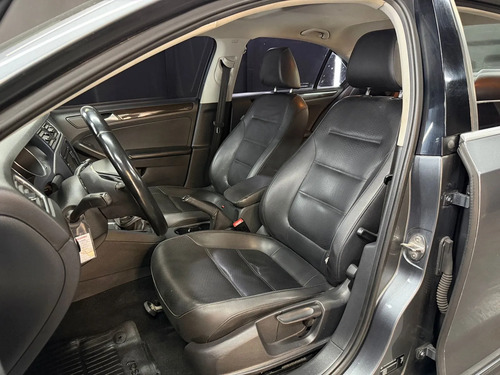 Volkswagen Vento 2.5 170HP LUXURY TIPTRONIC L15 2016