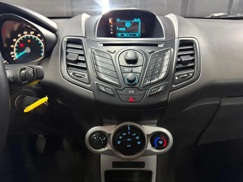 Ford Fiesta 1.6 SE KD 5P L14 2017