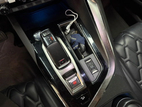 Peugeot 5008 2.0 HDI ALLURE PLUS TIPTRONIC L21 2021