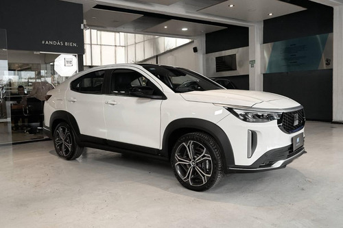 Fiat FASTBACK 1.3 T270 At6 2025