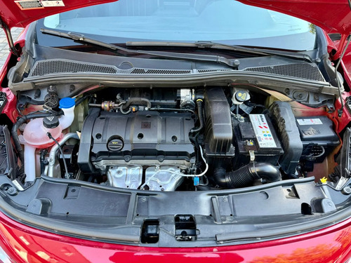 Peugeot 2008 1.6 FELINE L22 2023