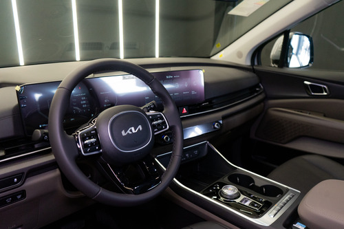 Kia Carnival 2.2 Crdi Ex Premium Avn 2025